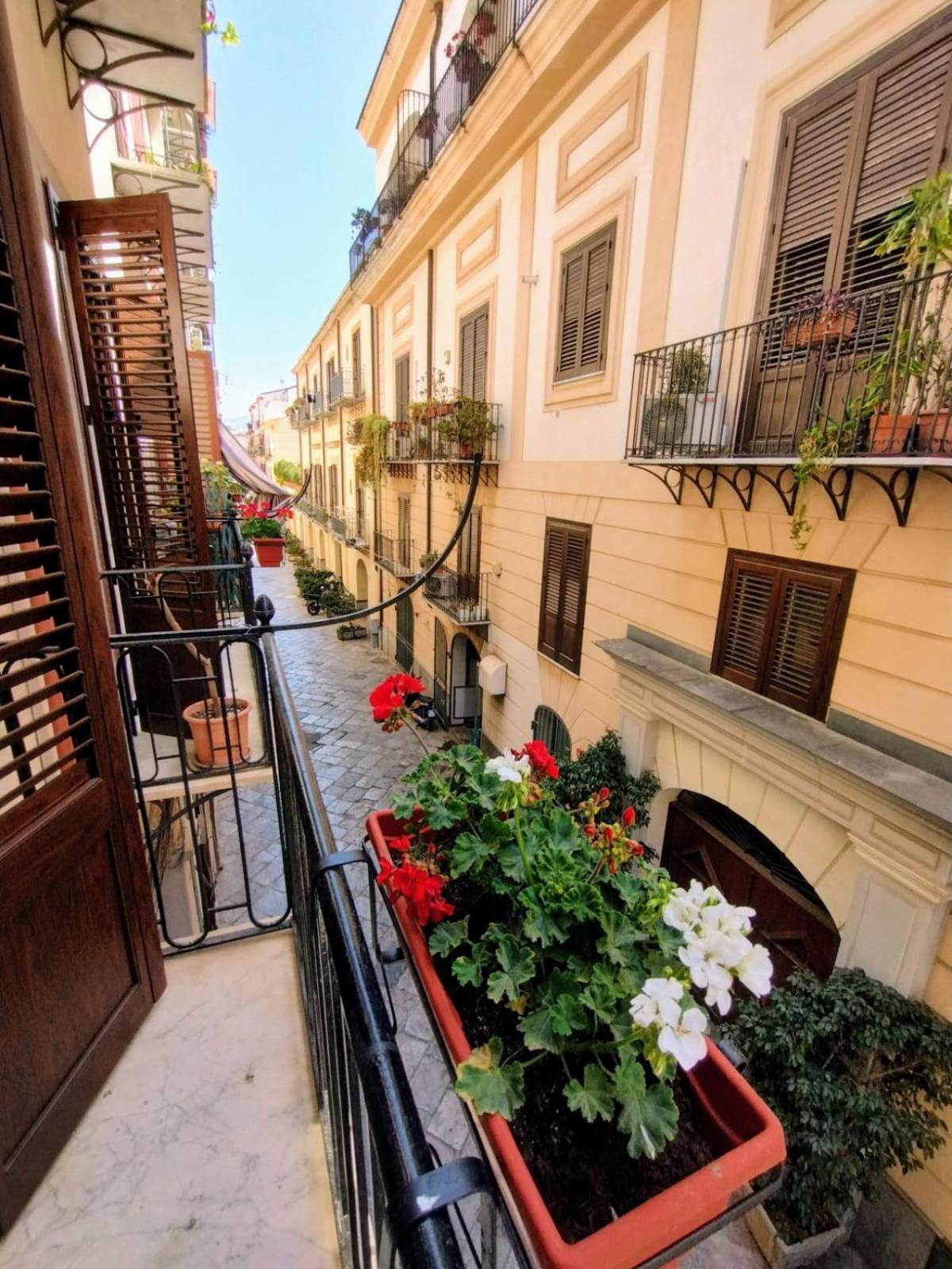 Appartamento Domus Vetriera Palermo Esterno foto
